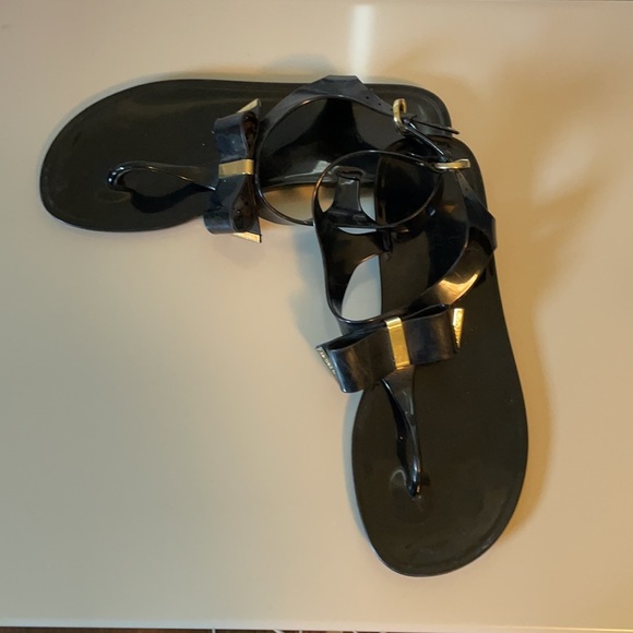 MICHAEL by Michael Kors Jelly Sandals - Picture 4 of 4